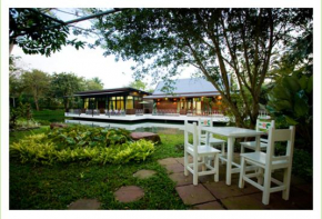 Отель Young Coconut Garden Home Resort  Amphawa
